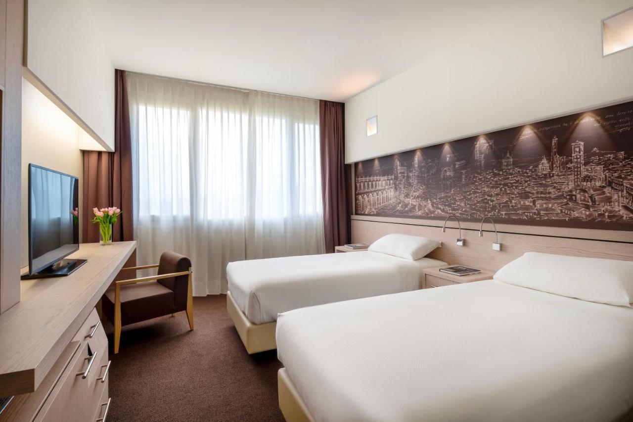 Una Hotels Bologna San Lazzaro San Lazzaro di Savena Exterior photo